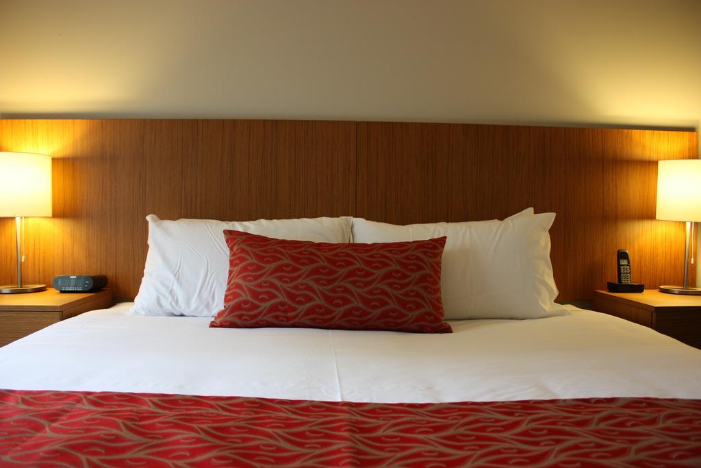Gladstone Downtown Central Apartment Hotel Official Bagian luar foto