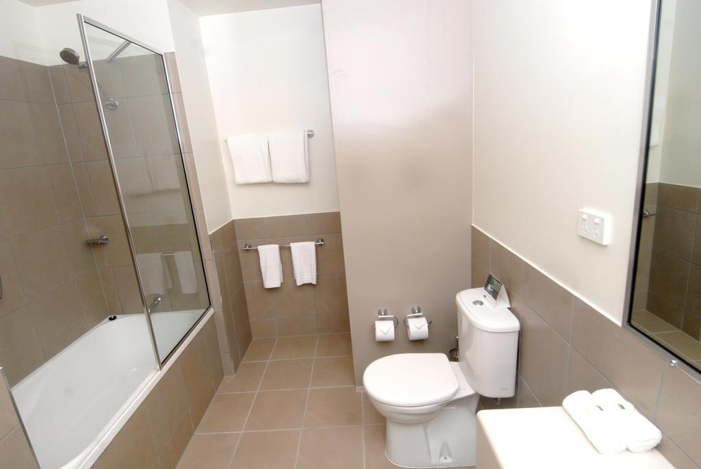 Gladstone Downtown Central Apartment Hotel Official Bagian luar foto